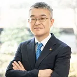 岡 佳伸